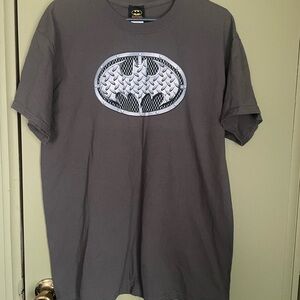Batman Steel Emblem T-Shirt Sz LG